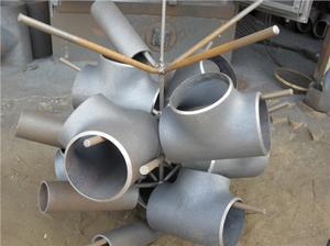 焊接三通分类详解 等径三通与非等径三通